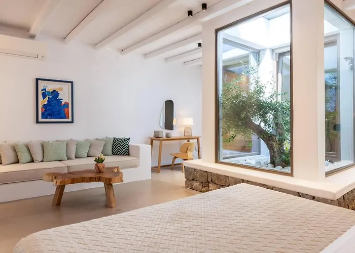 M * Fanari (Mykonos)